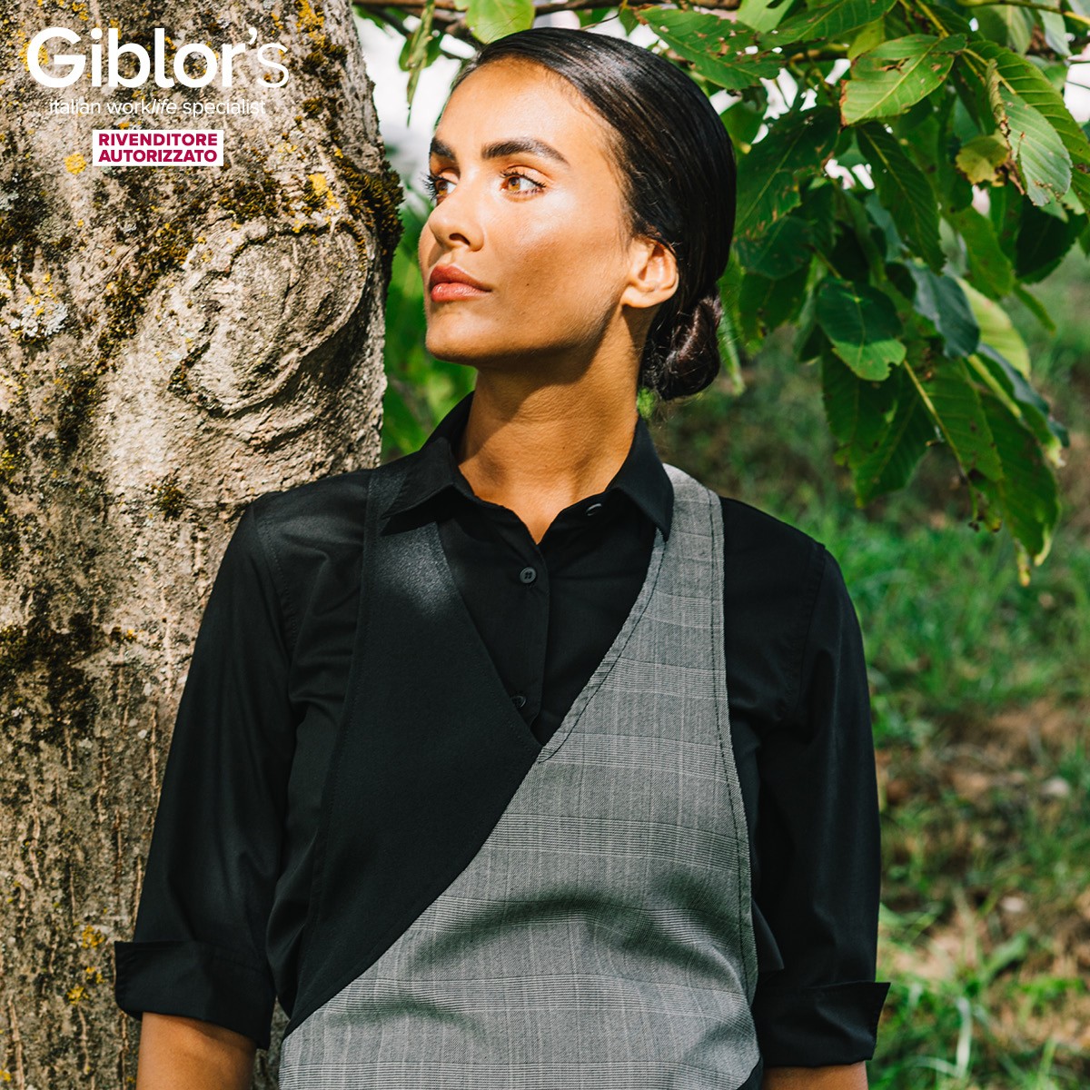 Grembiule Medio con Pettorina e Scollo a V Bicolore Nero E Fantasia Galles Grigio Per Cameriere di Bar, Pub
